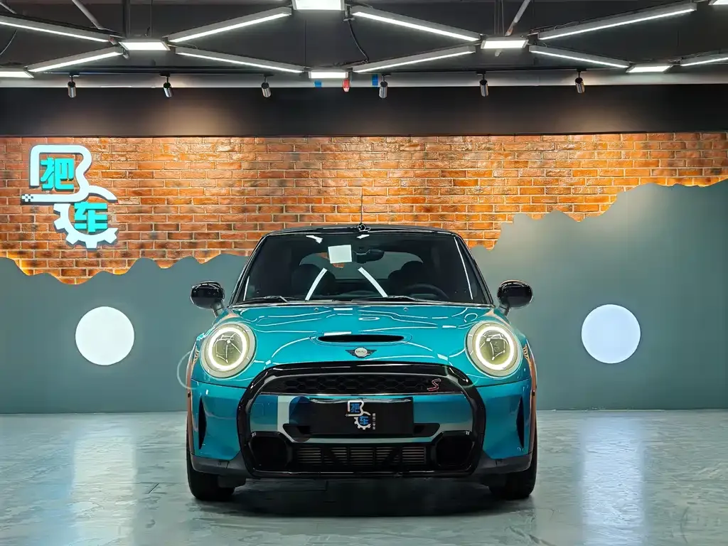 MINI Cooper (3-door) 2023 из CN, фото 3