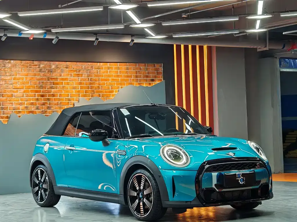 MINI Cooper (3-door) 2023 из CN, фото 10