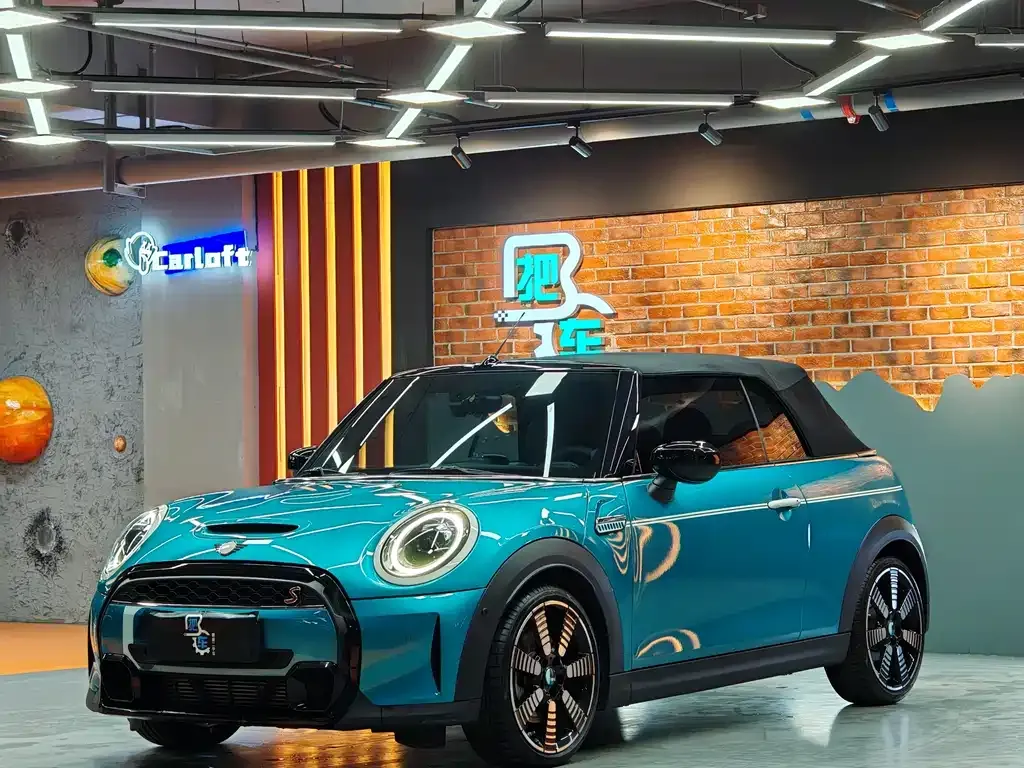 MINI Cooper (3-door) 2023 из CN, фото 4