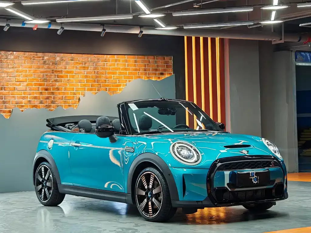 MINI Cooper (3-door) 2023 из CN, фото 6