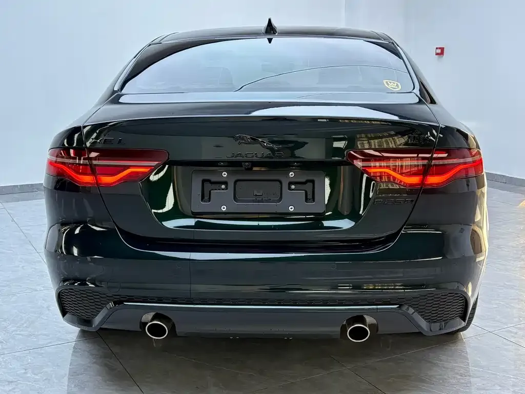 Jaguar XEL — фото 3