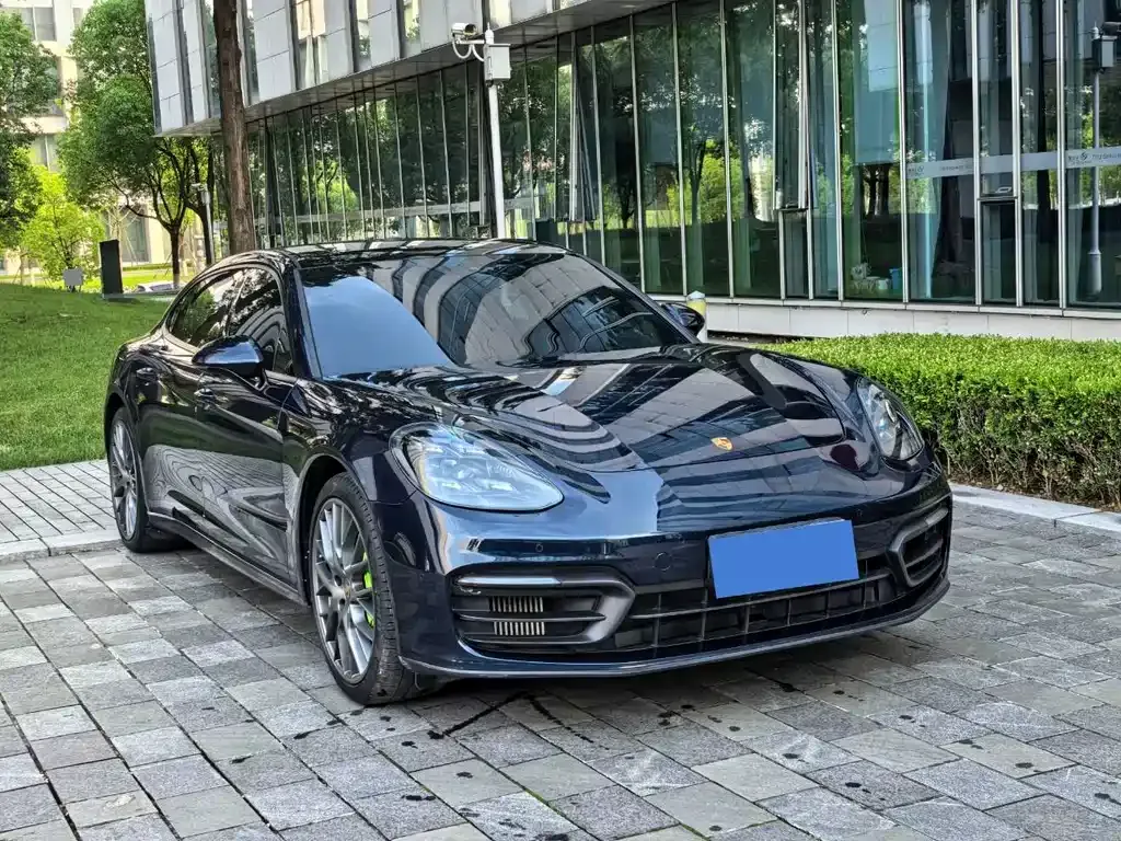 Porsche Panamera — фото 9