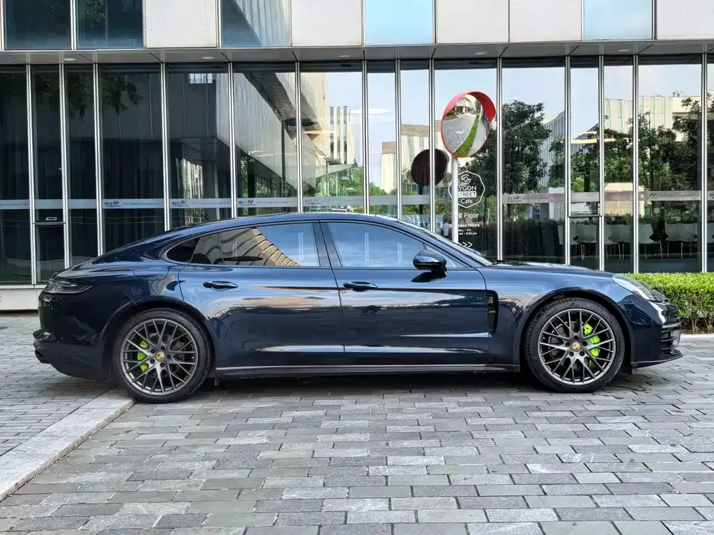 Porsche Panamera — фото 2