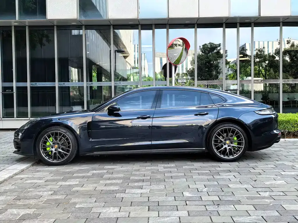 Porsche Panamera — фото 10