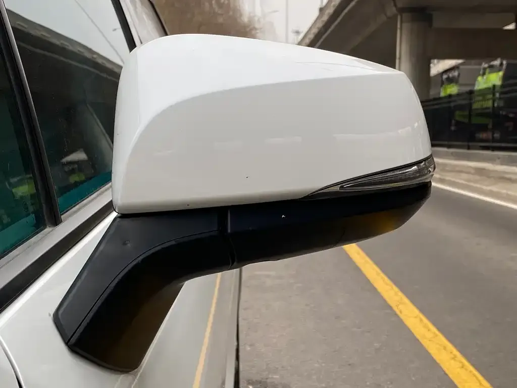 Toyota Sienna 2024 из CN, фото 5