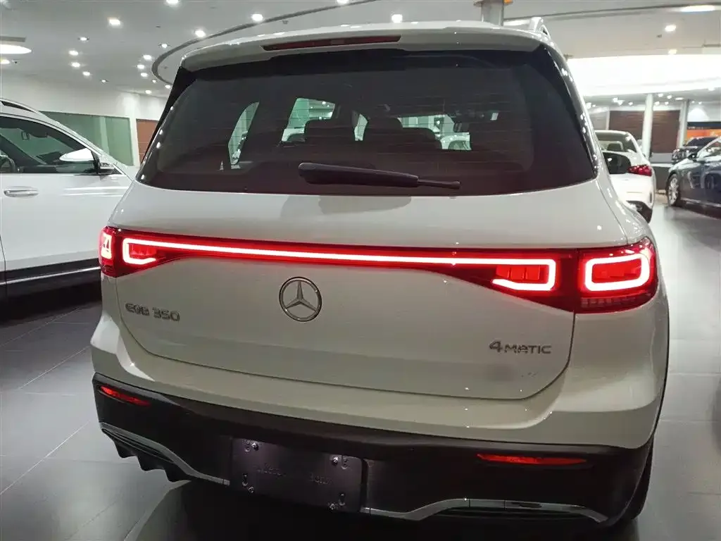 Mercedes-Benz EQB 2023 из CN, фото 2