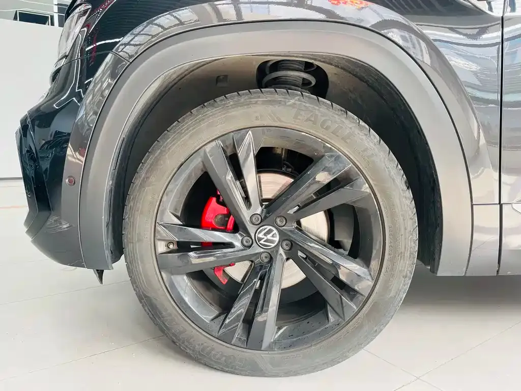 Volkswagen Teramont 2023 из CN, фото 3