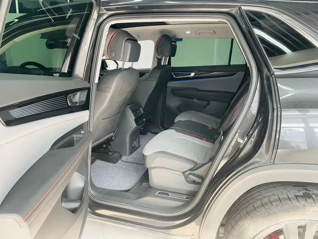 Volkswagen Teramont 2023 из CN, фото 7