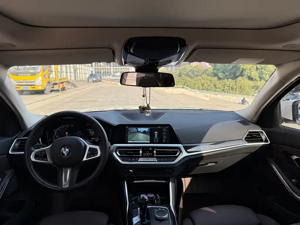 BMW 3 Series 2021 из CN, фото 4