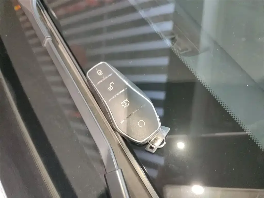 BYD Qin L 2025 из CN, фото 2