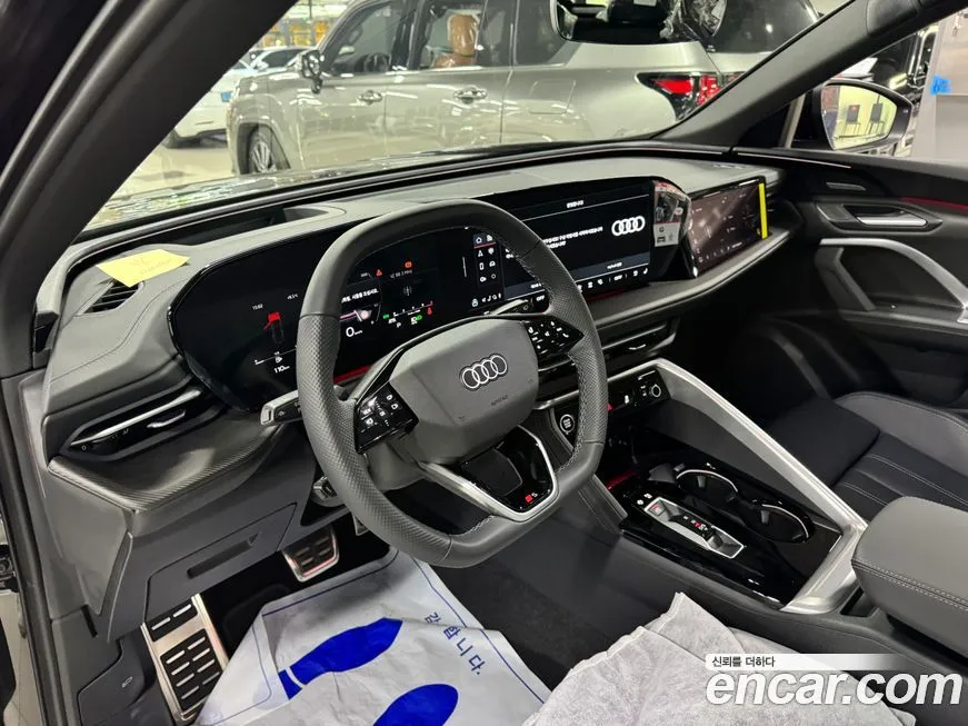 Audi Q5 2025 из KR, фото 5