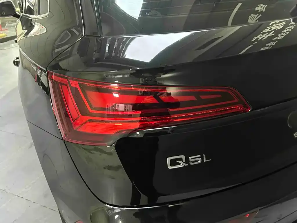 Audi Q5L 2023 из CN, фото 4