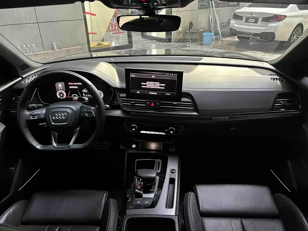 Audi Q5L 2023 из CN, фото 10