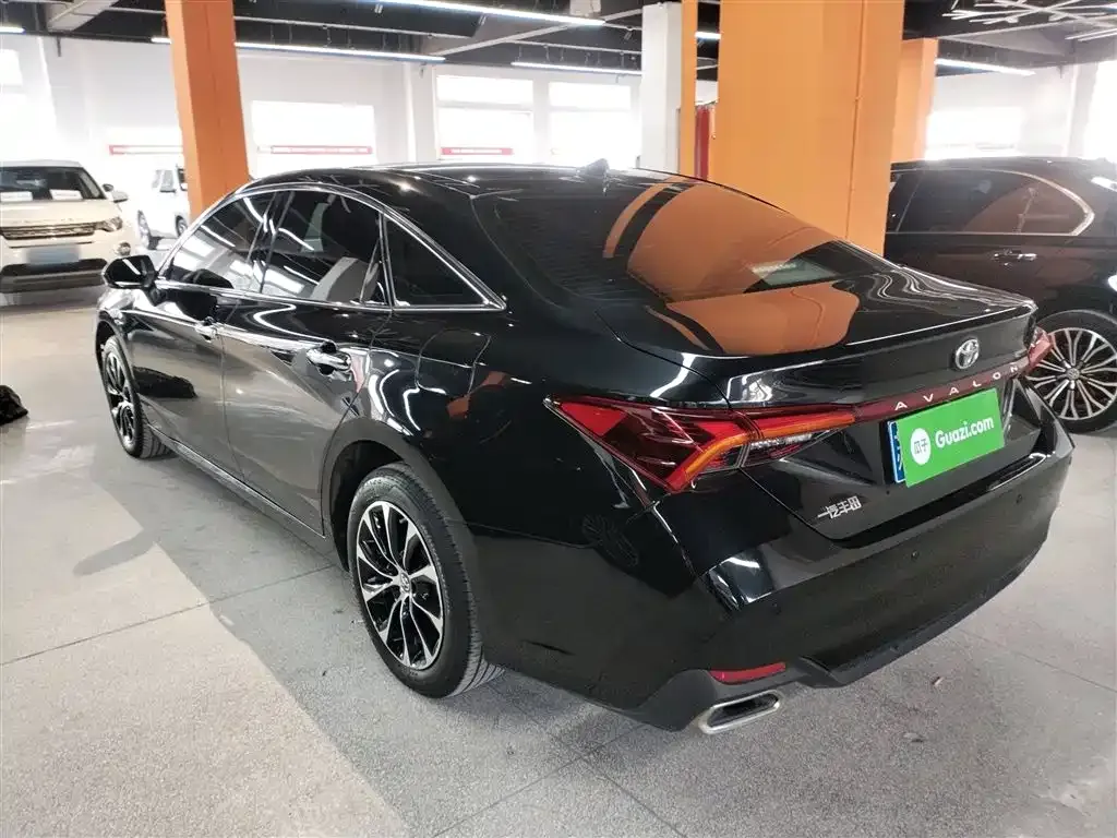 Toyota Avalon 2023 из CN, фото 7