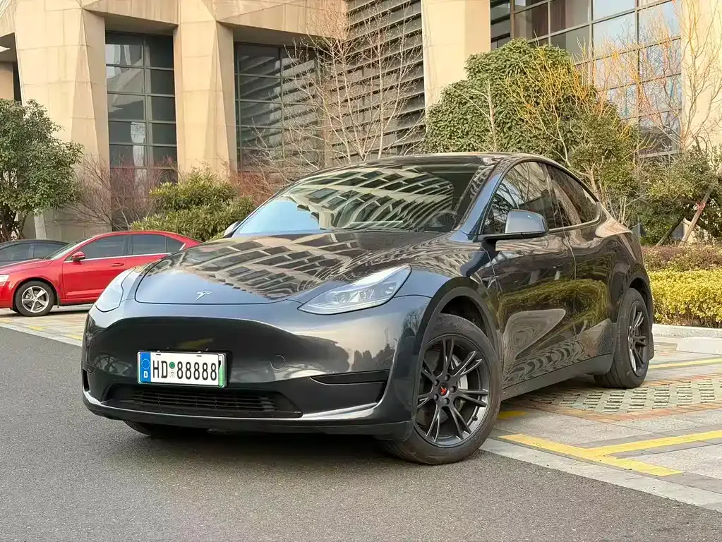 Tesla Model Y 2024 из CN, фото 1