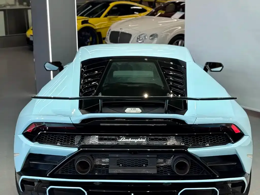 Lamborghini Huracan 2023 из CN, фото 8