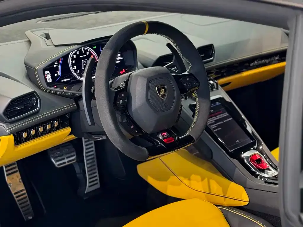 Lamborghini Huracan 2023 из CN, фото 6