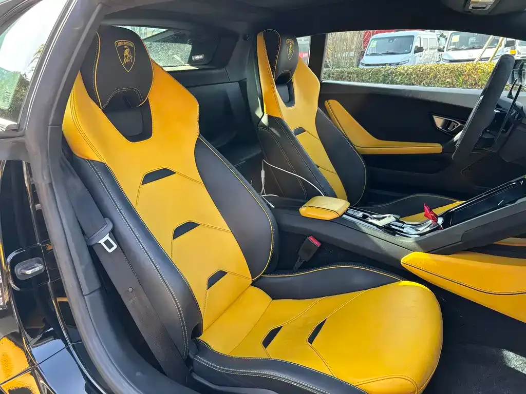 Lamborghini Huracan 2023 из CN, фото 5