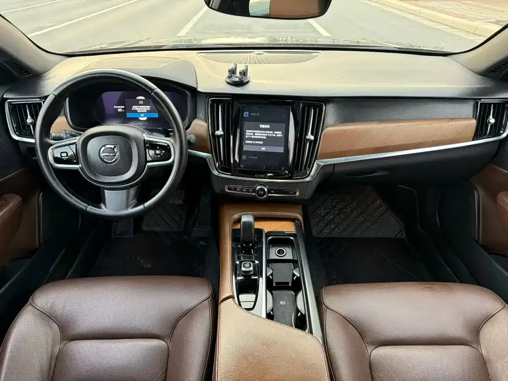 Volvo S90 2022 из CN, фото 5