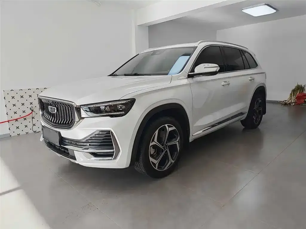 Geely Xingyue L — фото 1