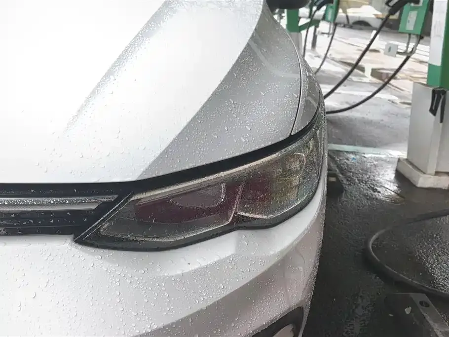 Volkswagen Golf 2021 из CN, фото 4