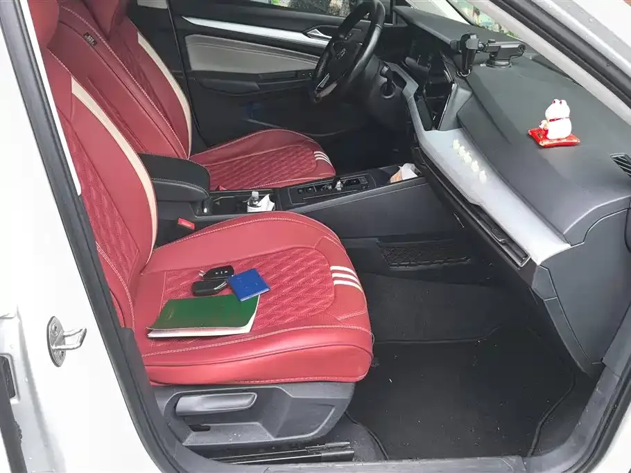 Volkswagen Golf 2021 из CN, фото 7