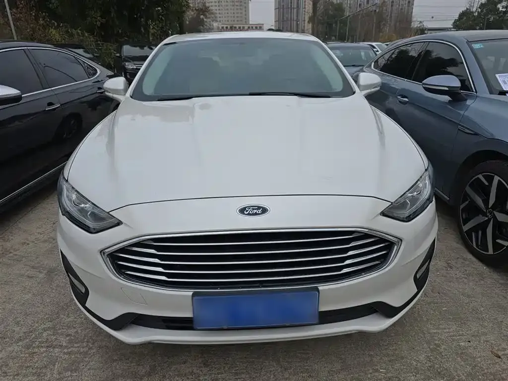 Ford Mondeo 2021 из CN, фото 3