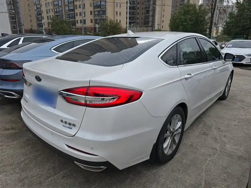 Ford Mondeo 2021 из CN, фото 7