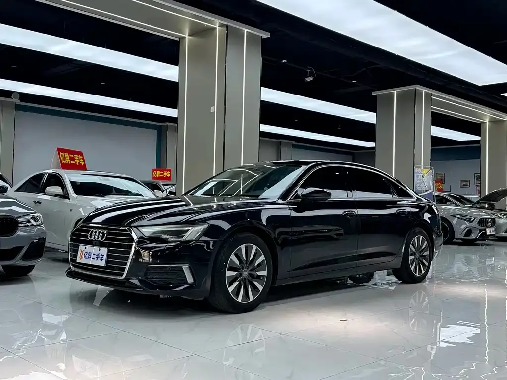 Audi A6L 2021 из CN, фото 1