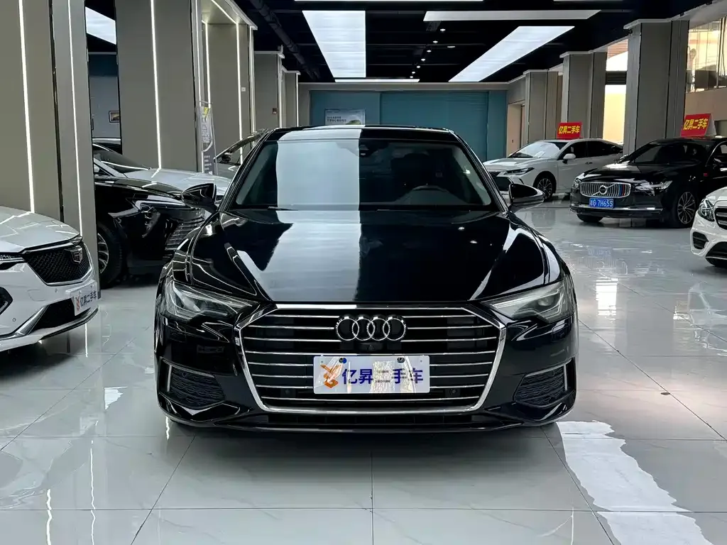 Audi A6L 2021 из CN, фото 5