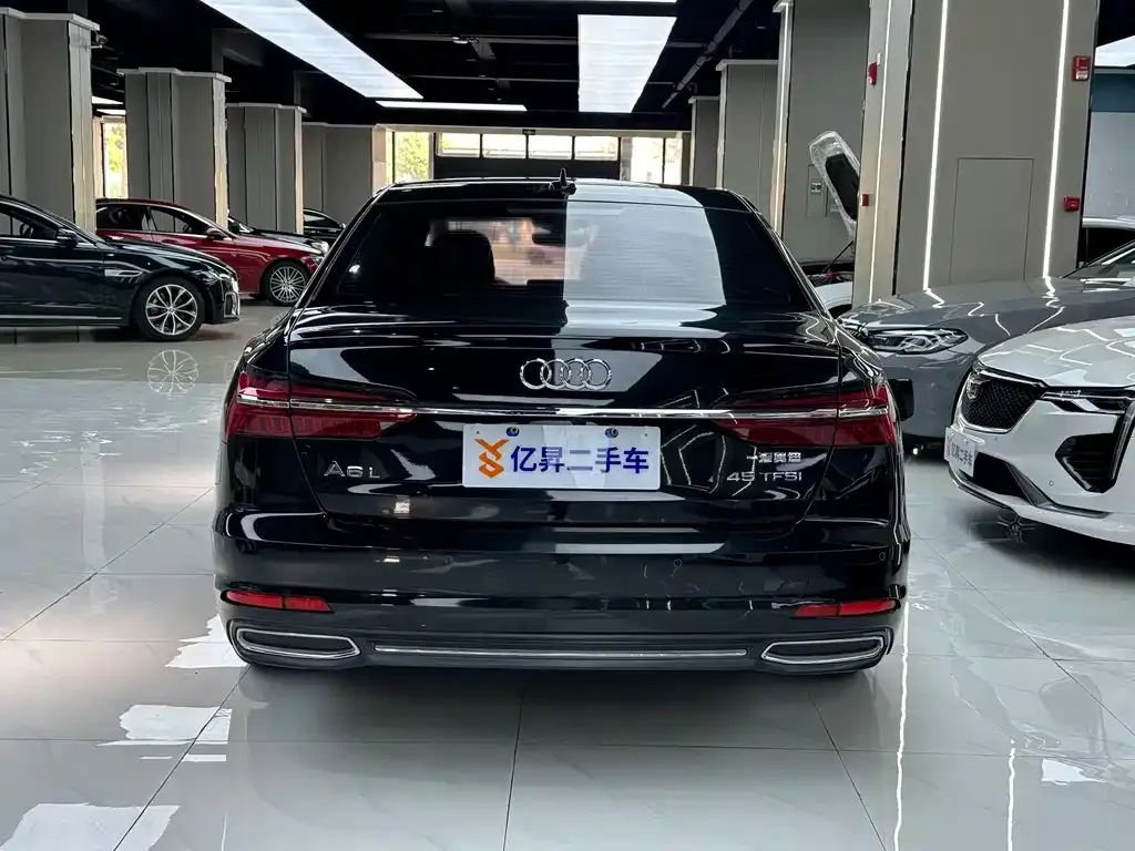 Audi A6L 2021 из CN, фото 4
