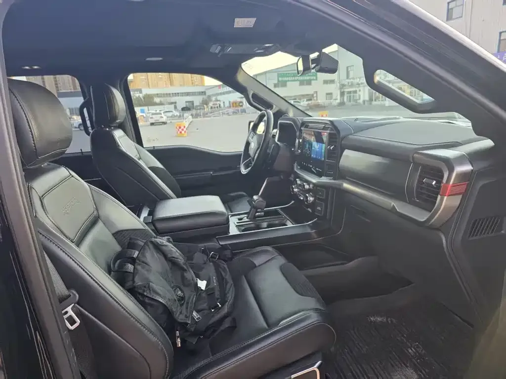 Ford F-150 Raptor 2023 из CN, фото 5