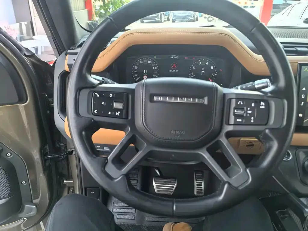 Land Rover Defender 2022 из CN, фото 2