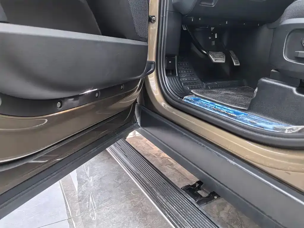Land Rover Defender 2022 из CN, фото 8