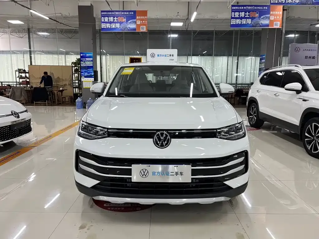 Volkswagen Tharu — фото 9