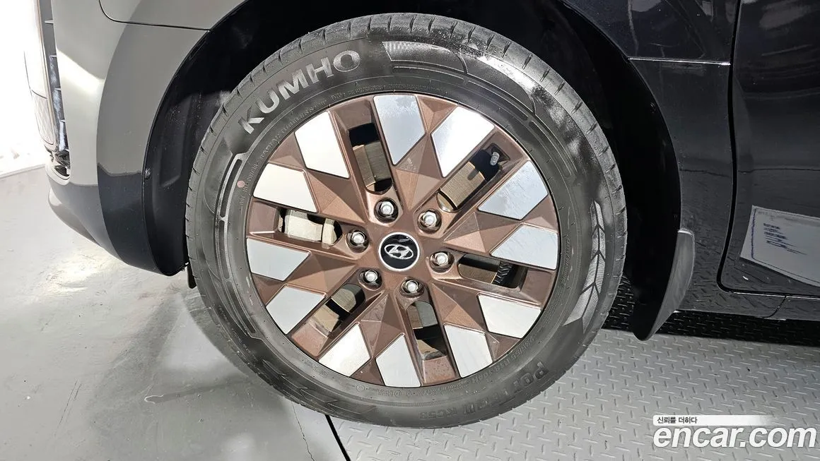 Hyundai Staria — фото 10