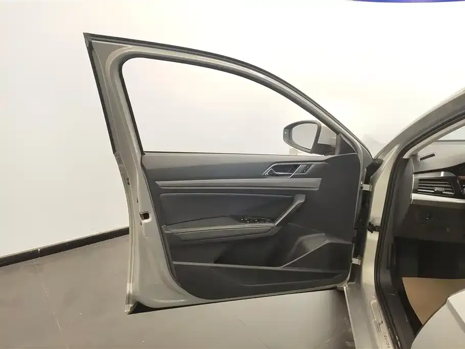 Volkswagen Lavida 2021 из CN, фото 5