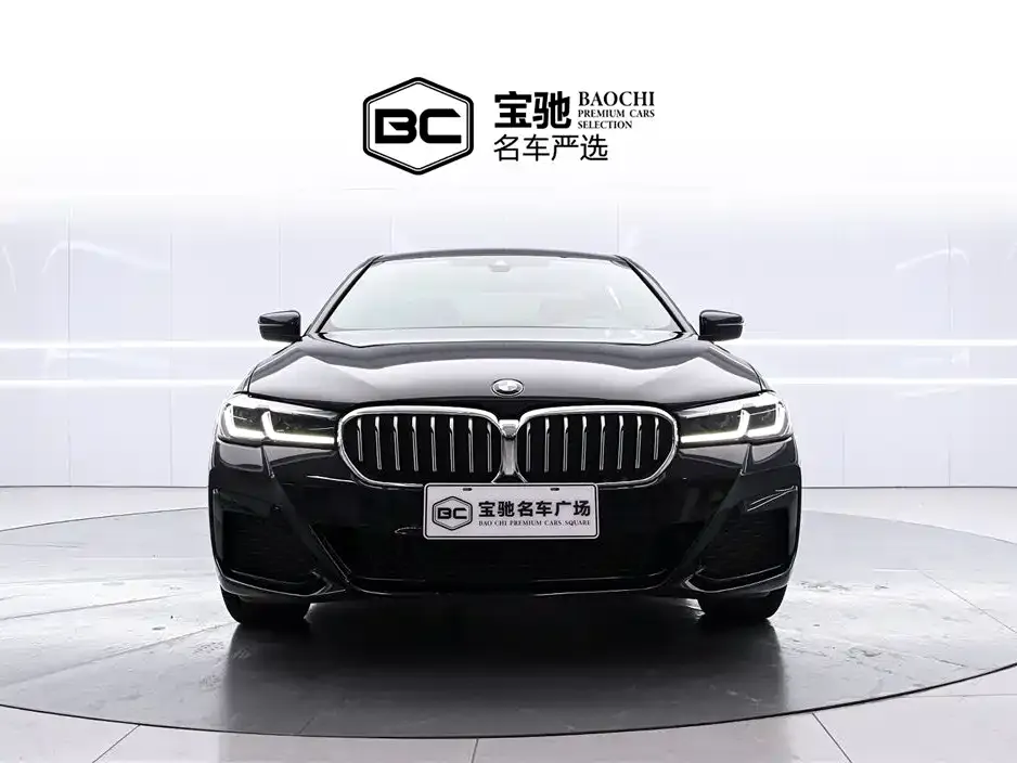 BMW 5 Series — фото 10