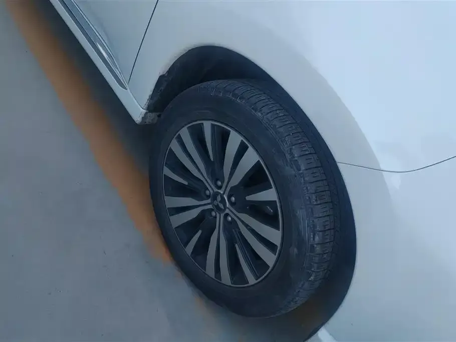 Mitsubishi Outlander 2023 из CN, фото 5