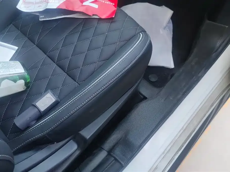 Mitsubishi Outlander 2023 из CN, фото 7