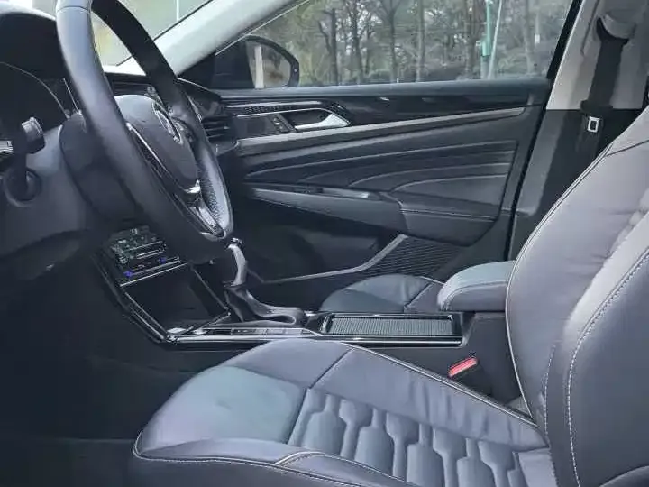Volkswagen Passat — фото 5