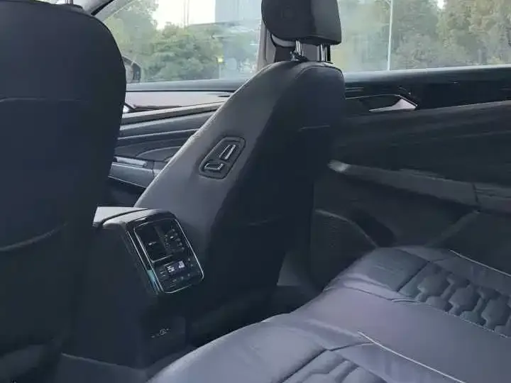 Volkswagen Passat — фото 4