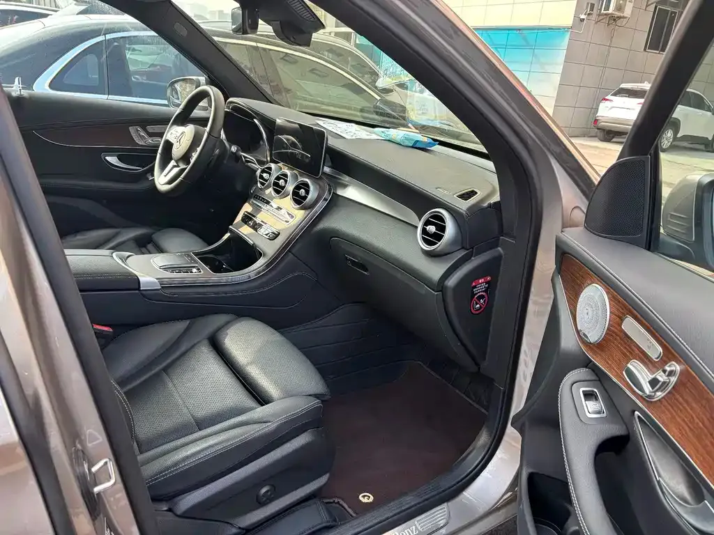 Mercedes-Benz GLC 2021 из CN, фото 9