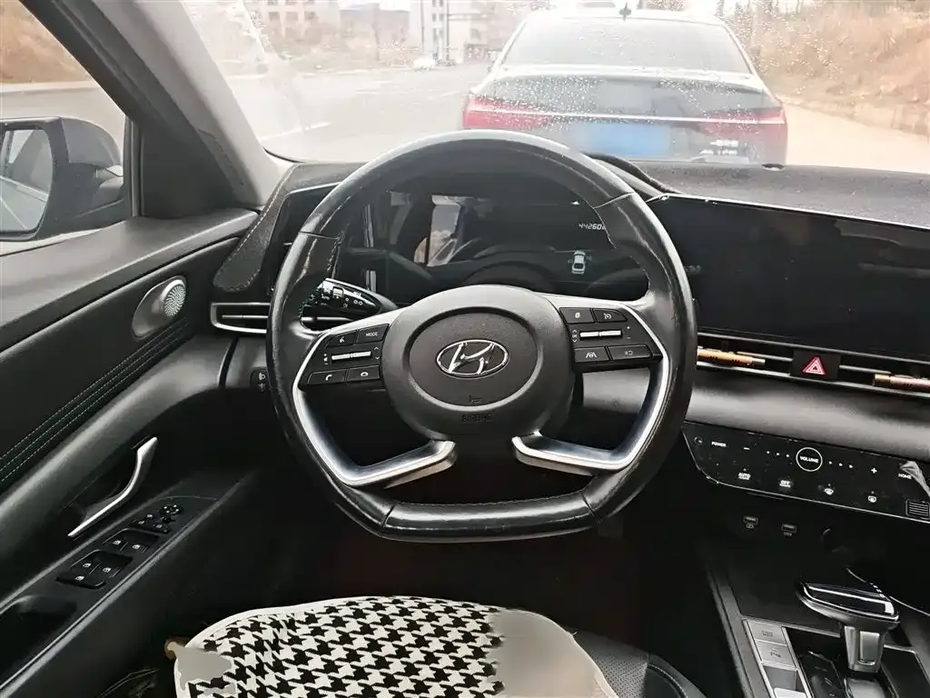 Hyundai Elantra 2021 из CN, фото 7