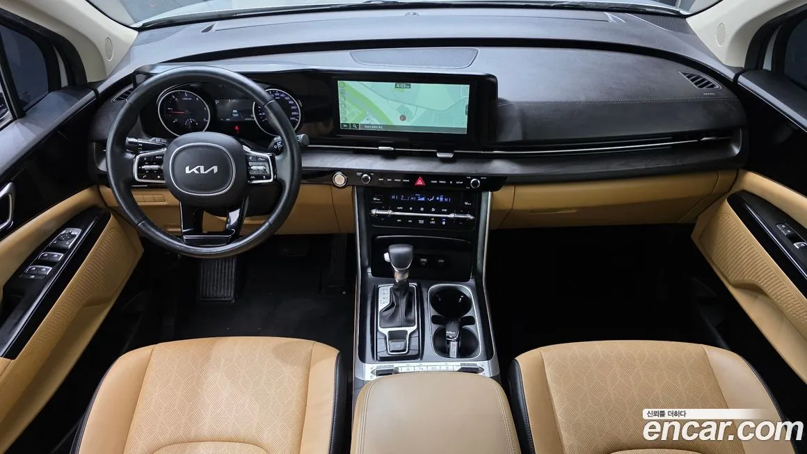 Kia Carnival — фото 10
