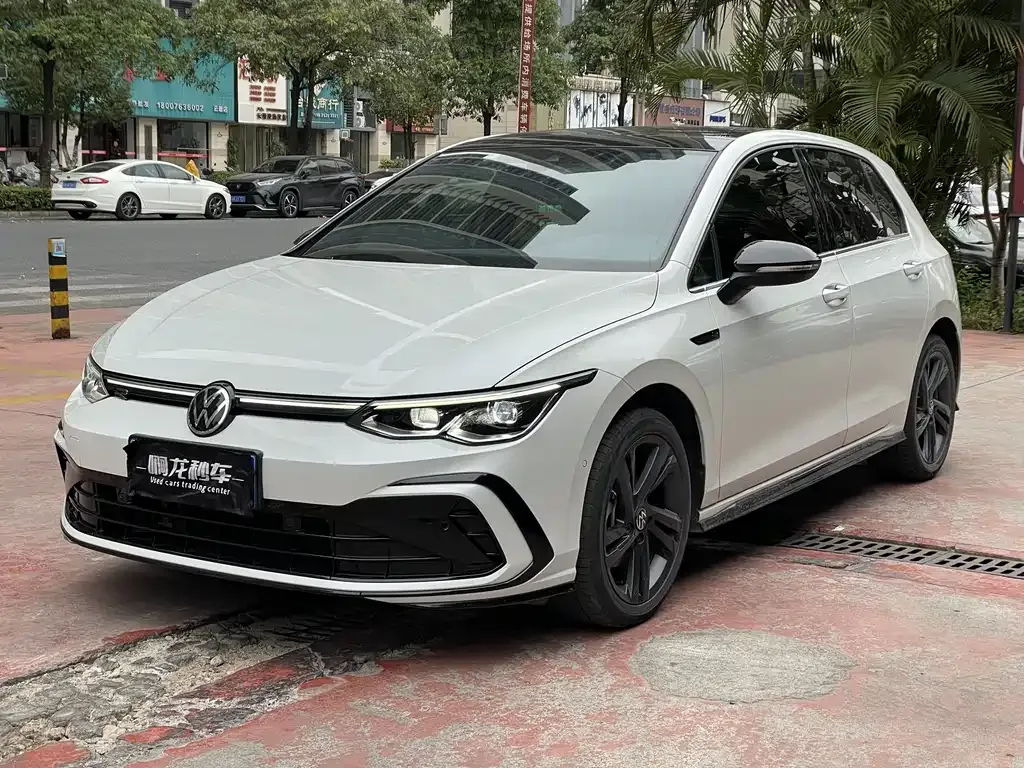 Volkswagen Golf 2022 из CN, фото 1