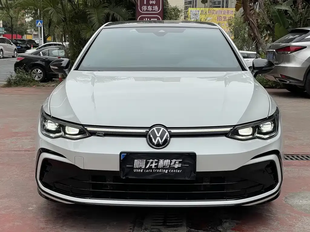 Volkswagen Golf 2022 из CN, фото 4