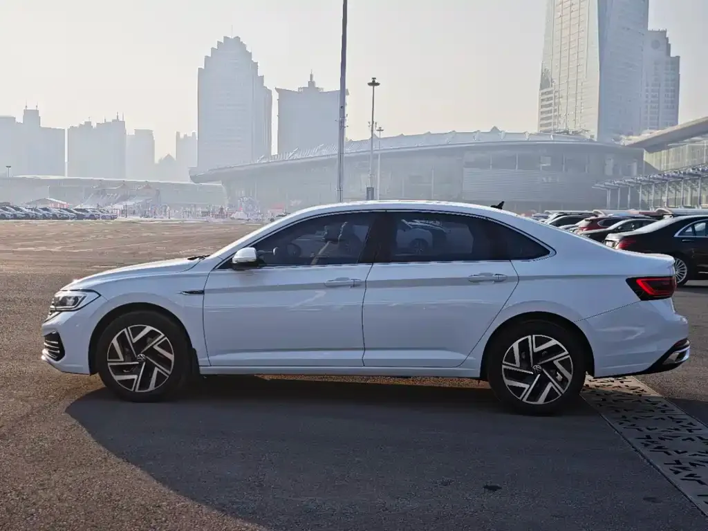Volkswagen Sagitar 2022 из CN, фото 2