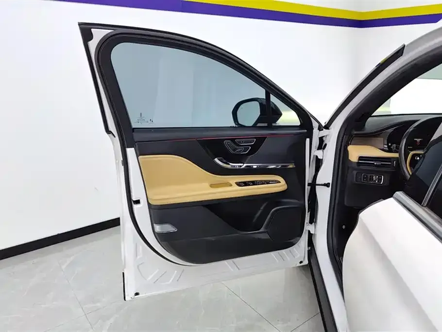 Lincoln Corsair 2022 из CN, фото 8