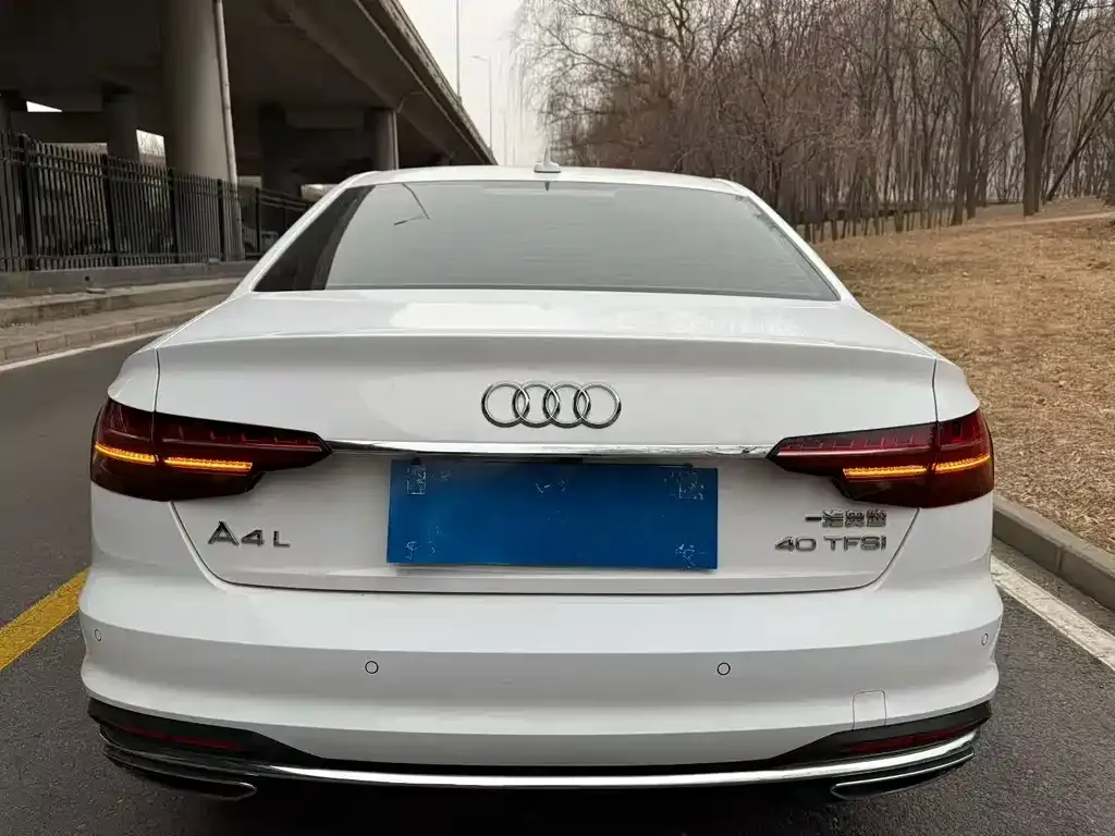 Audi A4L — фото 6